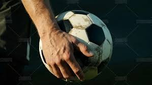 英超焦点战：维拉1-2绝杀阿森纳，曼城争冠机会大增